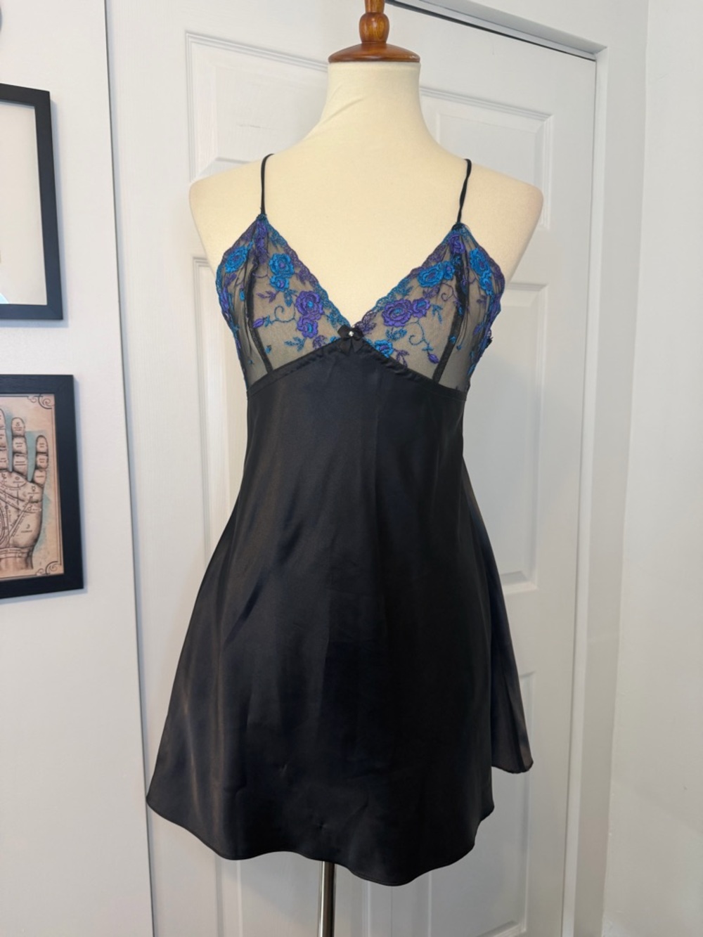 Vtg Frederick's of Hollywood Black Babydoll with Blue Floral Lace